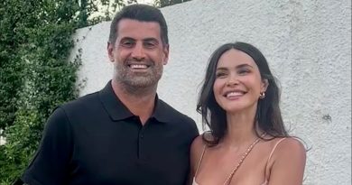 Başlık: Zeynep Sever Demirel, Eşi Volkan Demirel'i Romantik Bir Kutlama