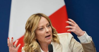 Meloni Uluslararası Ceza Mahkemesi'ne Şikayet Edildi! İtalya Başbakanı Giorgia Meloni,