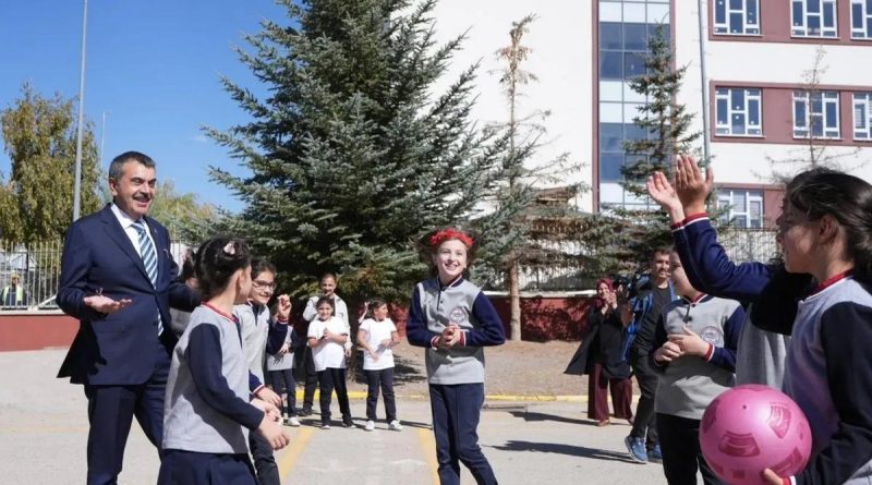 Here is the rewritten text in Turkish: Başlık: Milli Eğitim