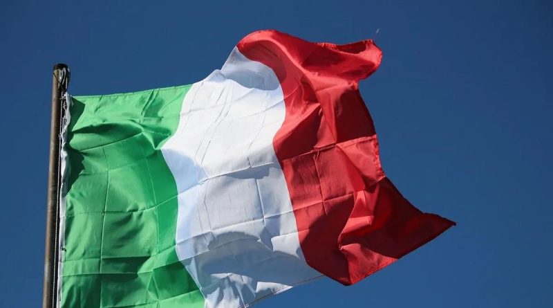 Here is the rewritten text in Turkish: Başlık: İtalya'daki Sendikalılar