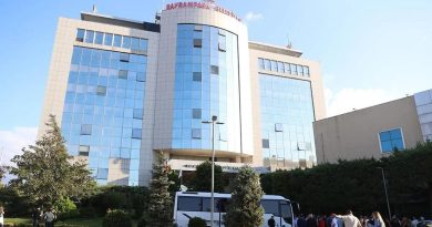 Here is the rewritten content in Turkish: Başlık: Bayrampaşa Belediye