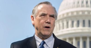 ABD Senato'sunda Rekor Konuşma: Trump İsyanına Karşı Çıkış Senatör Jeff