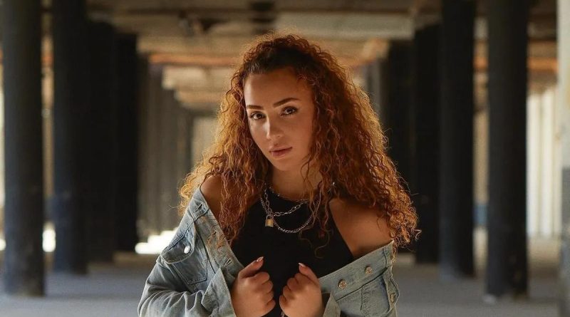 Çiğ Köfte Yedi, Zayıfladı: Rabia Tunçbilek'in Turne Haberi Rabia Tunçbile