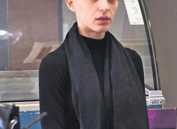 Tuba Kalçık: Biz Acımızı Yaşatmadılar Tuba Kalçık'le Günlüğe Dair Sanatçı