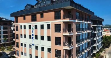 Here is the rewritten text in Turkish: Başlık: Yarısı Bizden