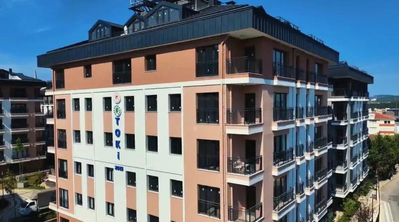 Here is the rewritten text in Turkish: Başlık: Yarısı Bizden