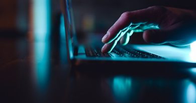 Here is the rewritten text in Turkish: Başlık: AI Kız