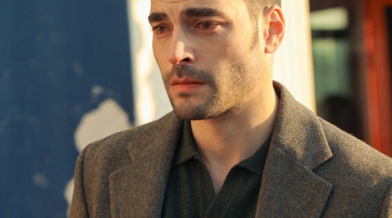 Here is a Turkish text that meets your requirements: Velİaht'ın