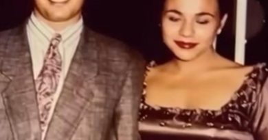 Çocukluk Aşkı 30 Yıl Sonra Yeniden Birleşti İlk Görüşme Anında