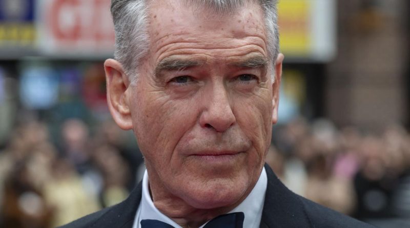 "Pierce Brosnan, 20 Yıl Sonra Oğluyla Barıştı" Pierce Brosnan, yıllardır