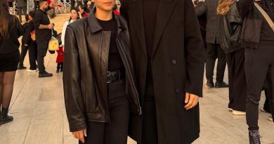 Başlık: Anıtkabir'i Ziyaret Etti: Sıla Türkoğlu ve Ata Ayyıldız İçerik: