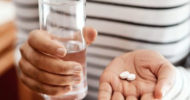 Here is a Turkish text that meets your requirements: Başlık: