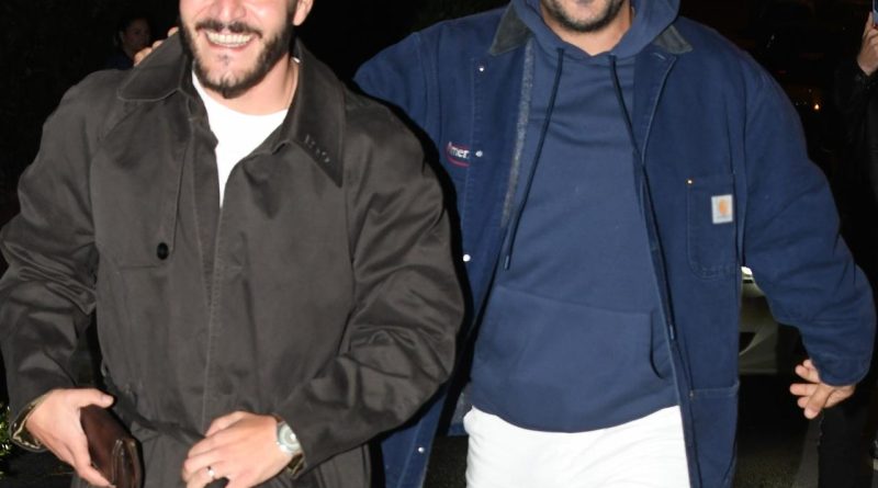 Here is a Turkish text that meets your requirements: Başlık: