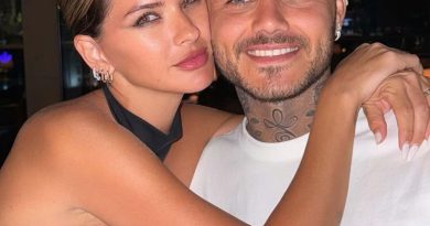 Here is the rewritten text in Turkish: Başlık: Boşandıktan Sonra