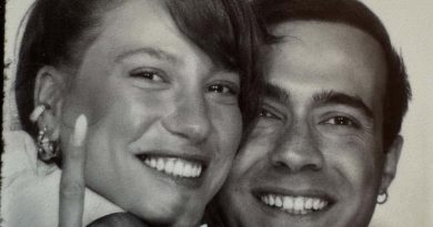 Here is the output: Mert Demir ve Serenay Sarıkaya'nın Sosyal