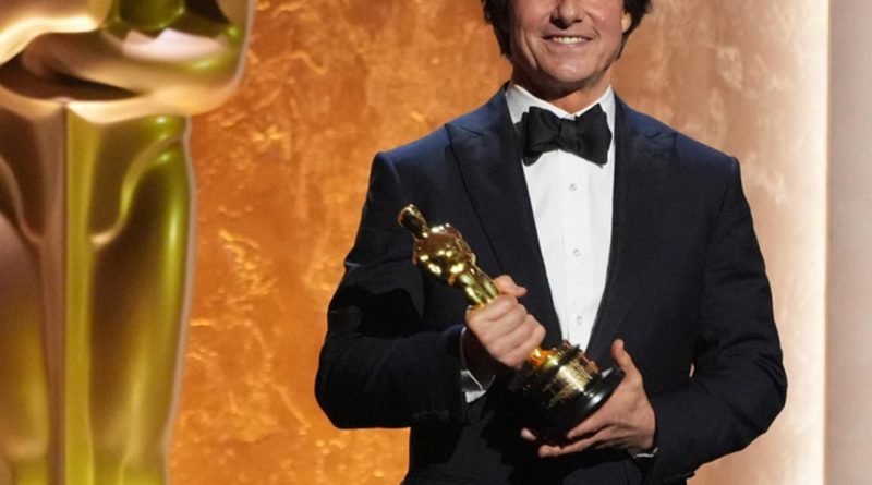 Tom Cruise, Oscar Onur Ödülü'nü Aldı Cruise, Hollywood'un en ünlü