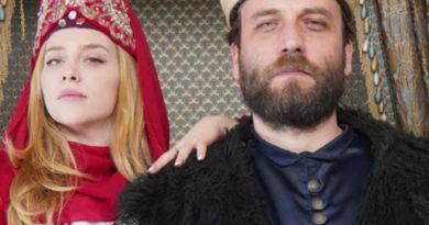 Osmanlı Konseptli Aşk Pozları: Hayal Köseoğlu ve Nezir Çınarlı’dan Osmanlı'nın