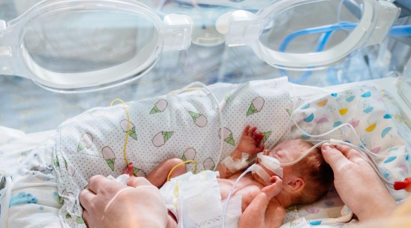 Here is the rewritten text in Turkish: Başlık: Prematüre Doğumlar