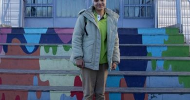 Başlık: 12 Yaşında İki Kanseri Yendi: Elanur Güleş'in Destansı Hikayesi