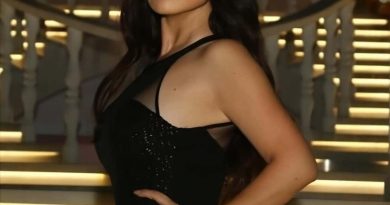 Here is the requested Turkish text: Lara'dan Taciz Açıklaması: Şarkıcı,