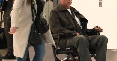 Here is the rewritten content in Turkish: Başlık: Televizyona Dönüyor: