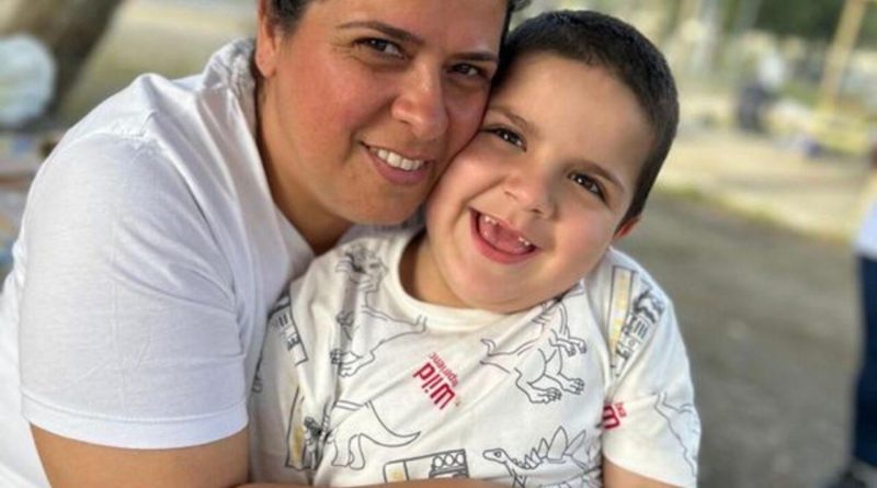 Başlık: DMD Hastası Efehan, Tedavi için Zamana Karşı Yürüyor İçerik: