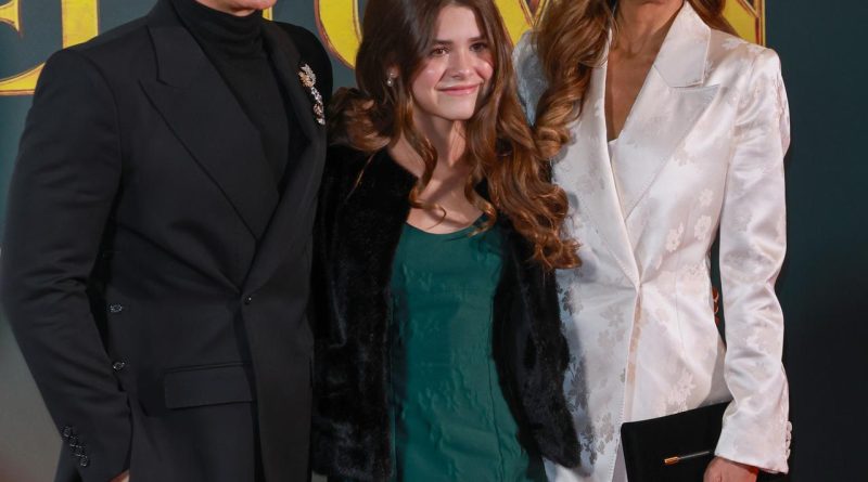 Başlık: Robbie Williams ve Ayda Field'ın 13 yaşındaki kızı Teddy,