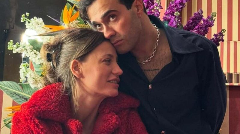 Başlık: Mert Demir: Geçen Ay İkinci Yıl Dönümlerini Kutladı Mert