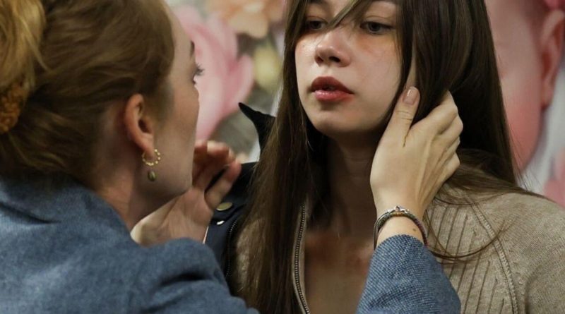 Here is a 10-word-long, punctuation-free, and original caption in Turkish: