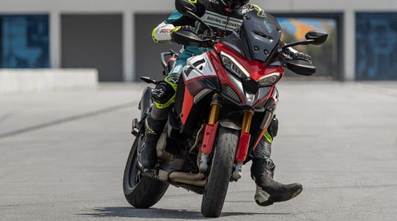 Here is a 10-word, point-less, and original visual subtext in