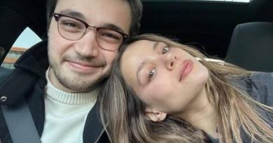 Here is the requested text in Turkish: Biri bizi evlendirsin: