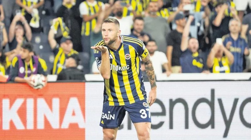 Fenerbahçe'de Mutluyum: Milan Skriniar, İtalyan Kulüplerinin Radarında Fenerbahçe'nin En