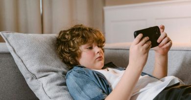 Aydın ve Güvenli Telefon Kullanımı: 5 Önemli Tavsiye Türkçe, teknolojiyi