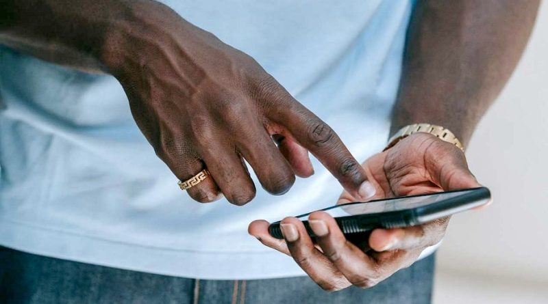 Uyarı: Fake Uçuş İptal Tekstleri, Seyehatçilerin Hedefi Fake flight cancellation