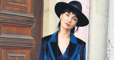 Alkollü Yakalandı: Birce Akalay'ın Ehliyeti Kaptırıldı Birce Akalay, <strong