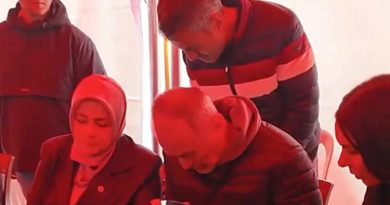 Vatanına Verdim Ben Onu: Başkan Erdoğan'dan Şehit Emre Altıok'un Ailesine