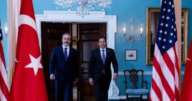 Here is the requested text in Turkish: Başlık: Dışişleri Bakanı