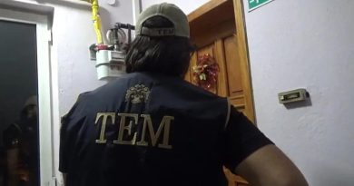 FETÖ/PDY Operasyonu: 5 Kadın Tutuklandı FETÖ/PDY Operasyonu: 16 Şüpheli Gözaltına