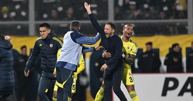 Fenerbahçe, Çaykur Rizespor'u 2-0 geriden gelip mağlup etti! , 13