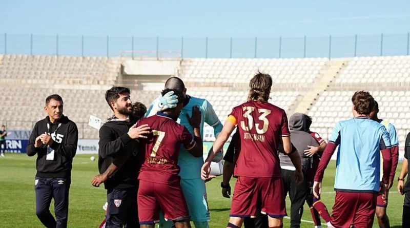 Here is the rewritten text in Turkish: Başlık: Bandırmaspor, Tek