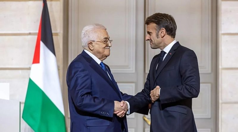 Macron ve Abbas, Fransa'da Bir Araya Geldi Fransa Cumhurbaşkanı Emmanuel