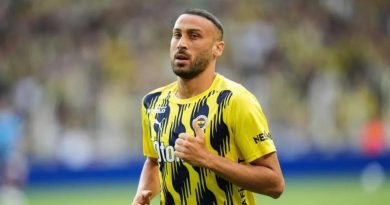 Here is the rewritten text in Turkish: Başlık: Fenerbahçe'de Cenk