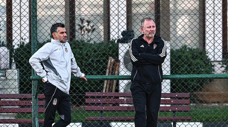 Beşiktaş, Milli Arada Hazırlıklarını Sürdürdü Beşiktaş Futbol Takımı, Milli