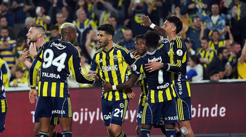 Fenerbahçe, Bayern Münih'in peşinde Fenerbahçe'nin üçlü skorer kimliği konuşturdu F