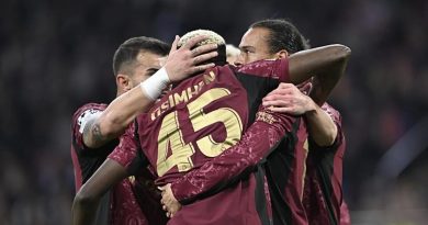 Here is the rewritten text in Turkish: Başlık: Galatasaray, TFF'ye