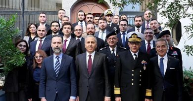 Here is the rewritten content in Turkish: Başlık: Bakan Yerlikaya