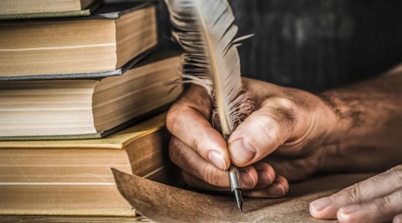 Sezai Karakoç: Edebiyatın En Sevilenleri Arasında Sezai Karakoç Kim