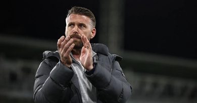 Here is the rewritten text in Turkish: Başlık: Wolverhampton'un Yeni