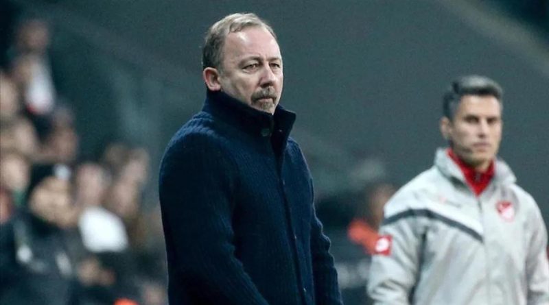 Beşiktaş'ta Kaos Yok, Sabır ve Zaman Lazım Sergen Yalçın'un Açıklaması