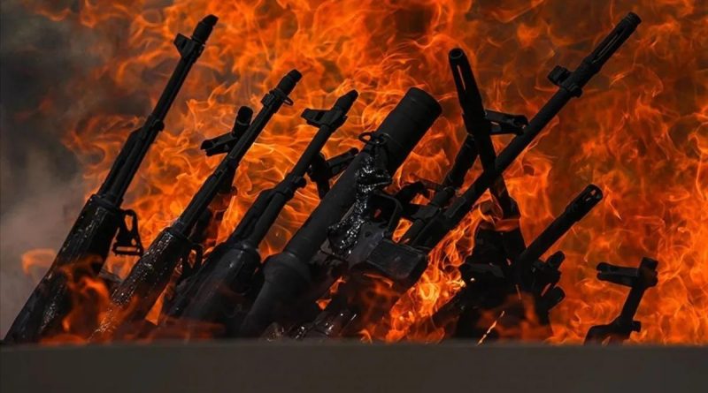 Terörsüz Türkiye'nin Yol Haritasını Açıklıyor: 4 Adımda Silahsızlanma Son Dakika